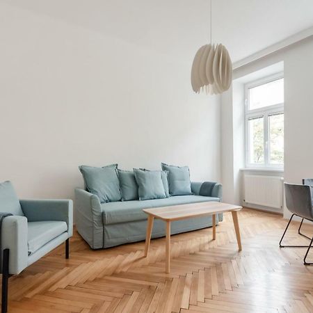 וינה Universum Apartment 2 מראה חיצוני תמונה